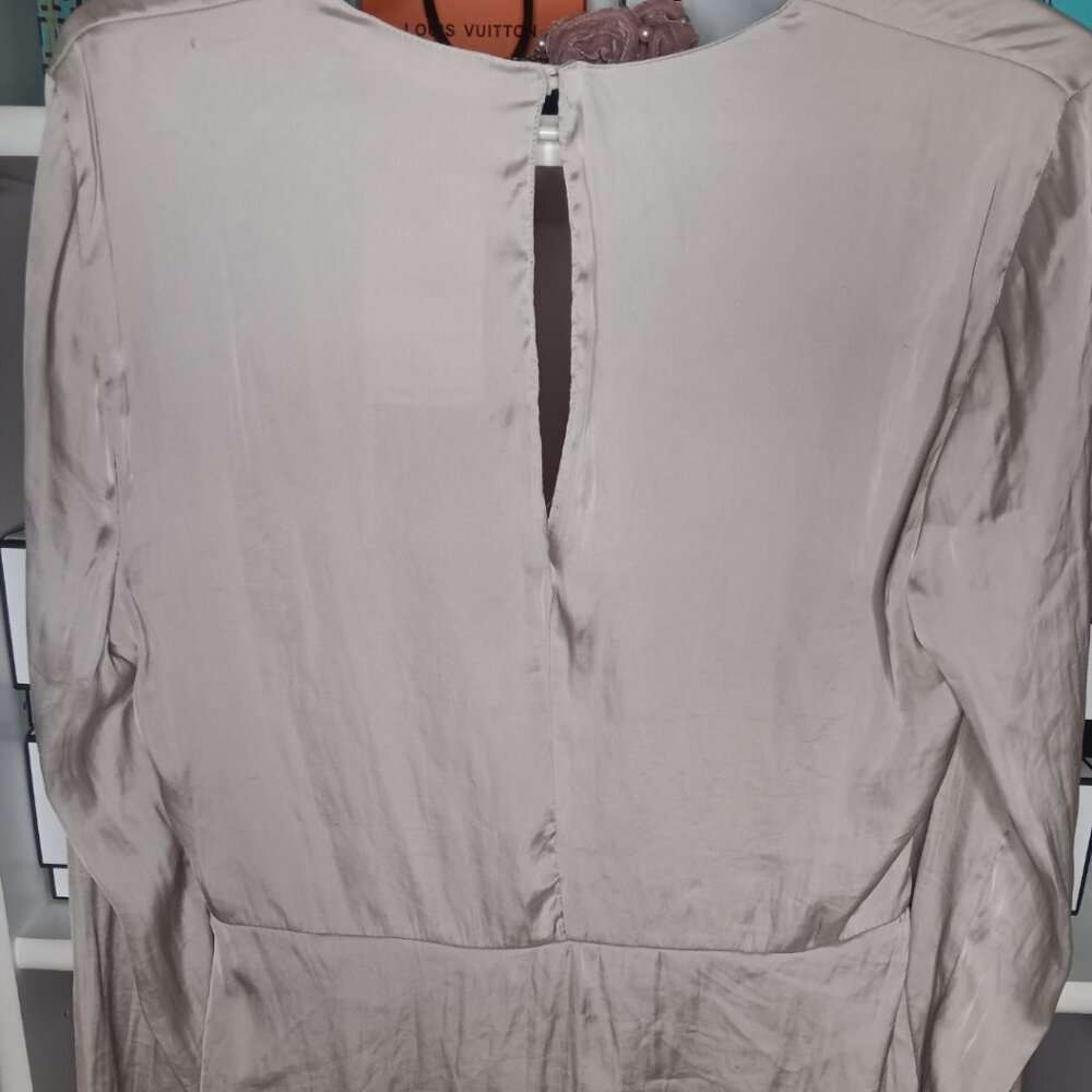 LUSH / CHAMPAIGN SILKY BLOUSE 100 PERCENT POLYESTER - Picture 3 of 12